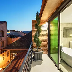 https://mit-hotel-tbilisi.alltbilisihotels.com