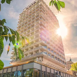 https://hotel-kyiv.hotels-of-kiev.com